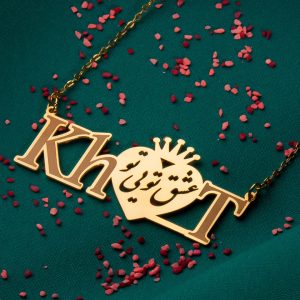 پلاک حروف انگلیسی t/kh وسط قلب