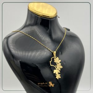 مدال با طرح دختر پاییز