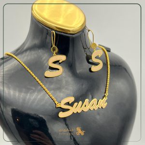 گردنبند سوسن انگلیسی با گوشواره حروف